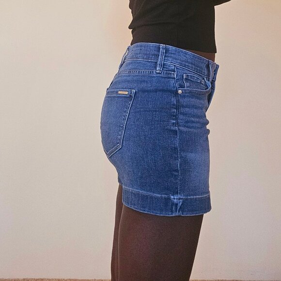 Blue jeans shorts for women - Picture 3 of 5